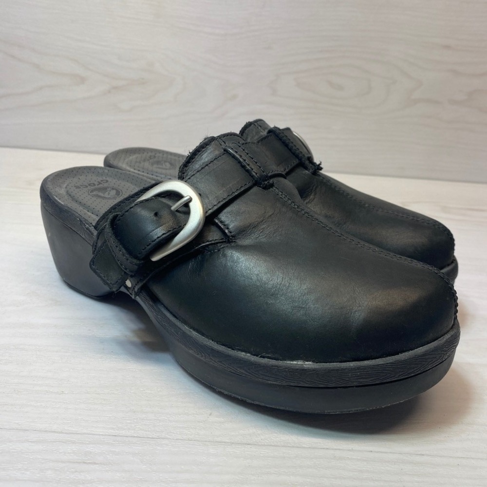 Crocs Womens 9 Leather Clogs Platform Wedge Mules Black Buckle Studded Comfort